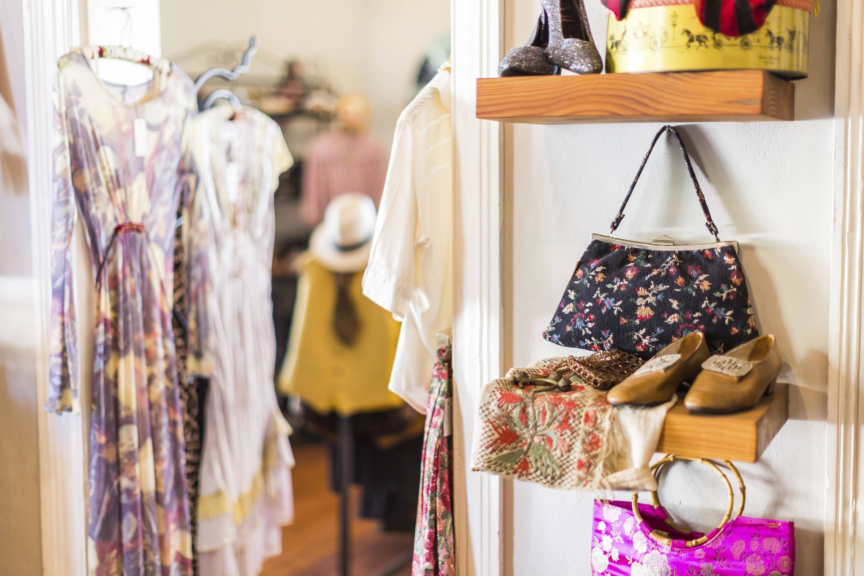 9 Best Vintage And Consignment Shops In Philadelphia