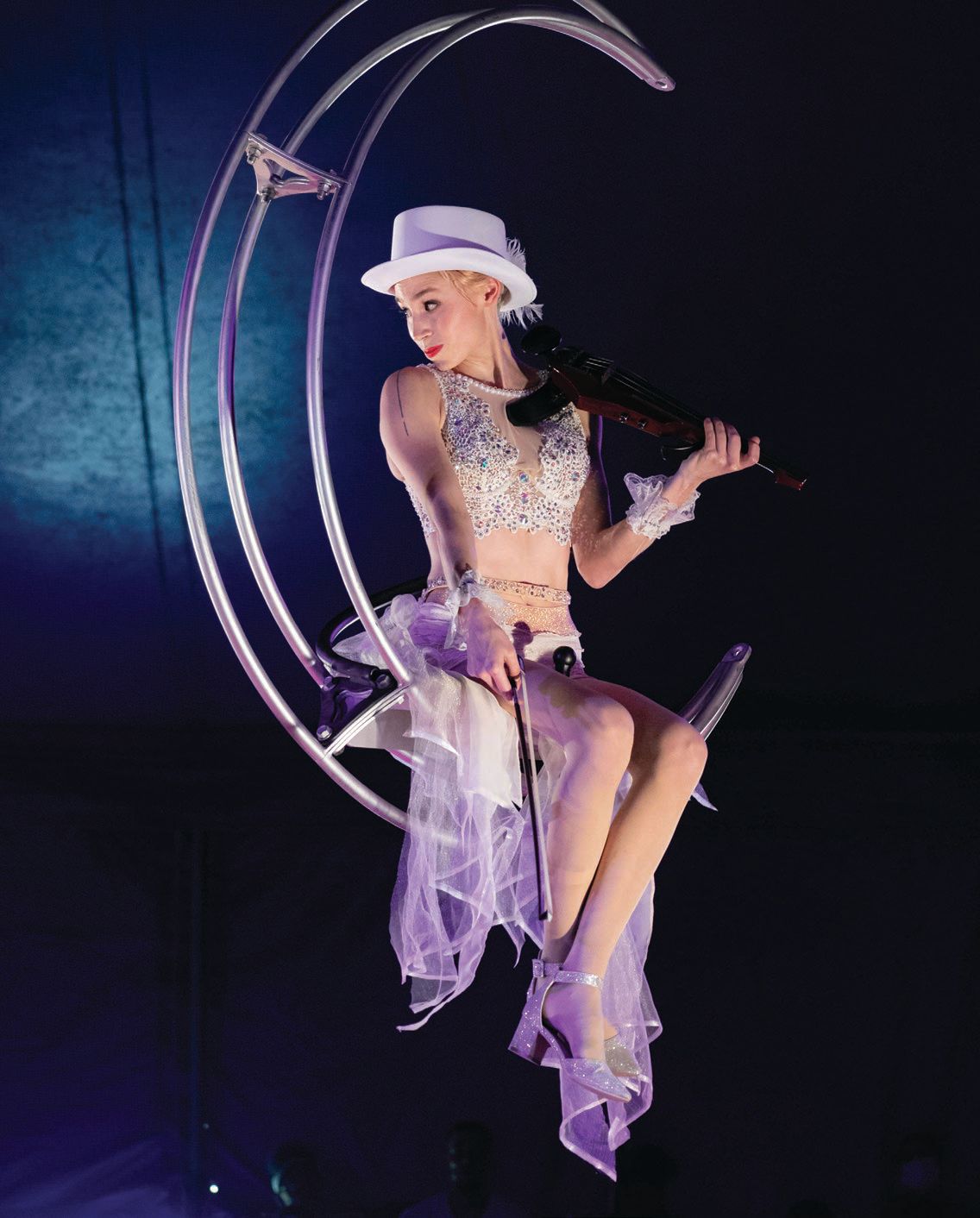 Running Thursday to Sunday nights this summer, Cirque Risqué is sure to thrill with comedians, contortionists and more. PHOTO COURTESY OF; SHOWBOAT HOTEL 194