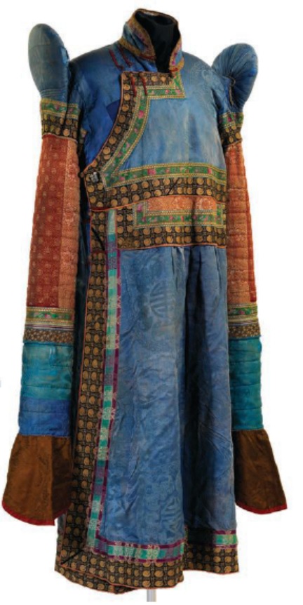 the outfit of an early 19th century Khalkha woman in Mongolia. PHOTO © SOTHEBY’S 2021; PENN MUSEUM